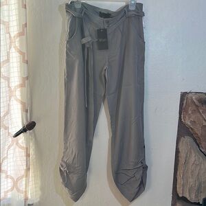 Wish Gray Spades  Pants with High-Waisted Design